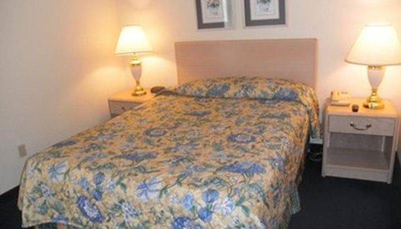Kamer - Lees Inn And Suites Evansville