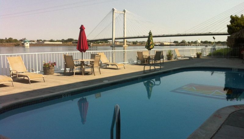 Piscina - Clover Island Inn
