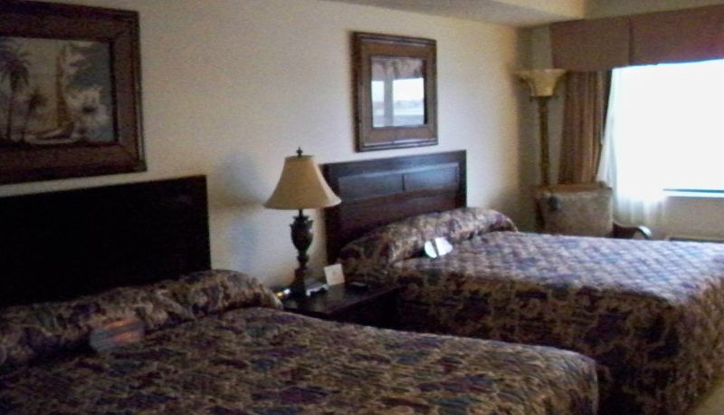 Zimmer - Clover Island Inn
