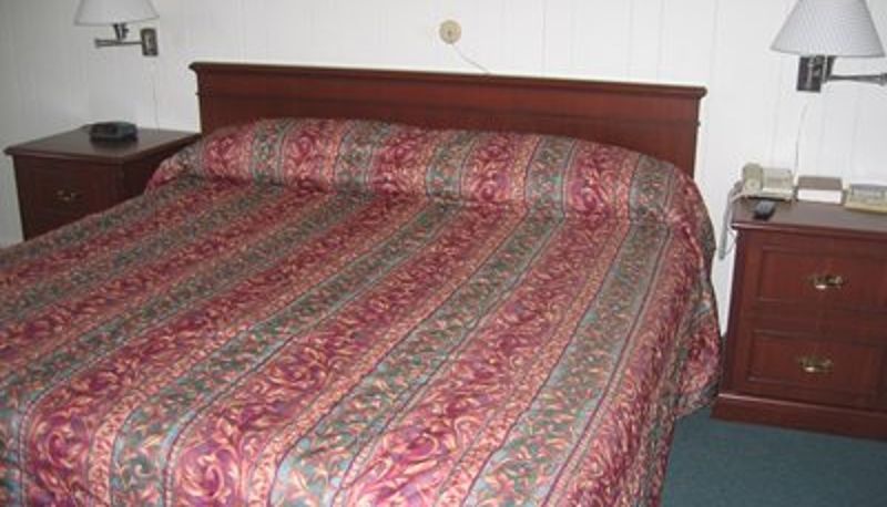 Pokój - R111ed Carpet Inn And Suites