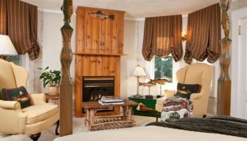 Zimmer - Lodge At Moosehead Lake
