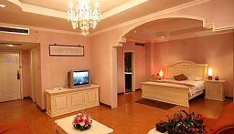 Suite - Parkin · All-season Hotel (Nanjing Commercial Building Store)