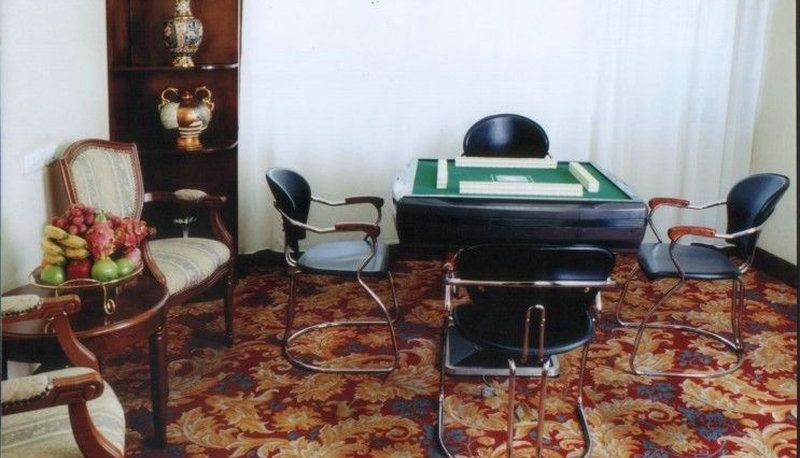 Zona de bienestar y gimnasio - YALU RIVER HOTEL