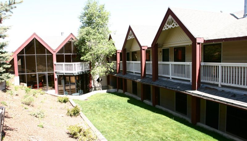 Buitenaanzicht - Skier's Lodge