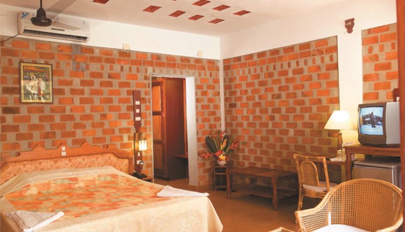 Camera - Beach And Lake Resort Ayurvedic Resort