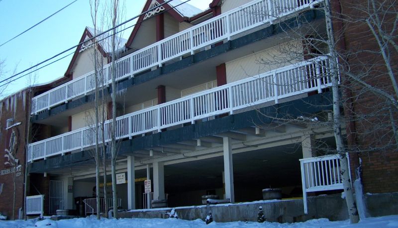 Buitenaanzicht - Skier's Lodge