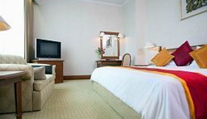 Suite Junior - Menara Peninsula Hotel Jakarta