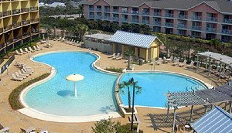 Pool - Beach Resort