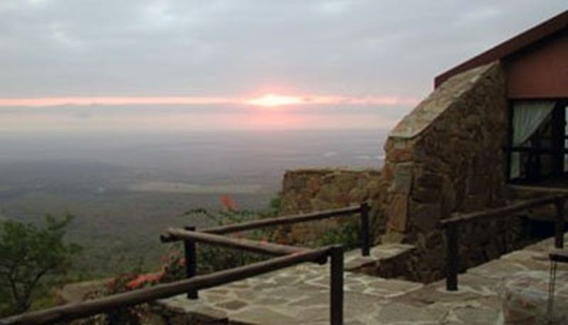 Info - Monyela Mountain Lodge