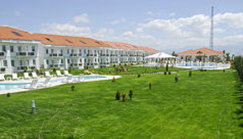 Garten - Tripolis Hotel