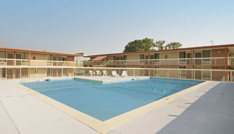 Piscina - Americas Best Value Inn