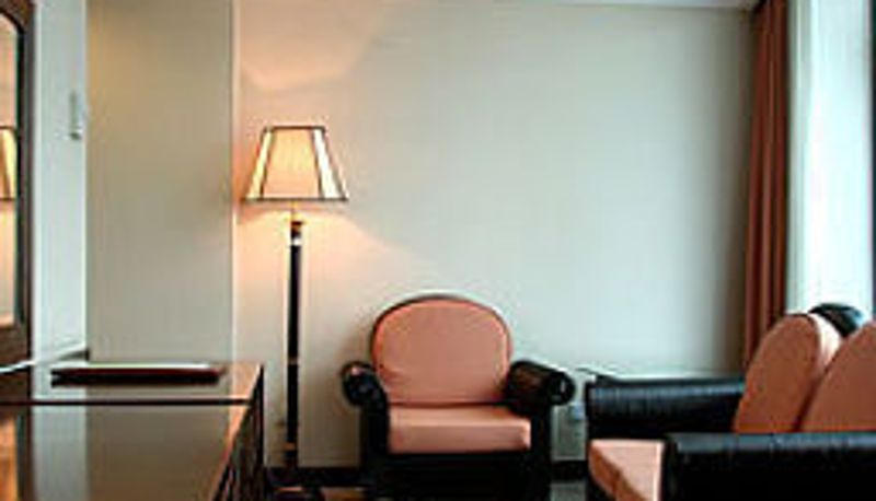 Suite - Southern Tilt · World Time Hotel (Chengdu Chunxi Road Tianfu Square Branch) Do Not booking