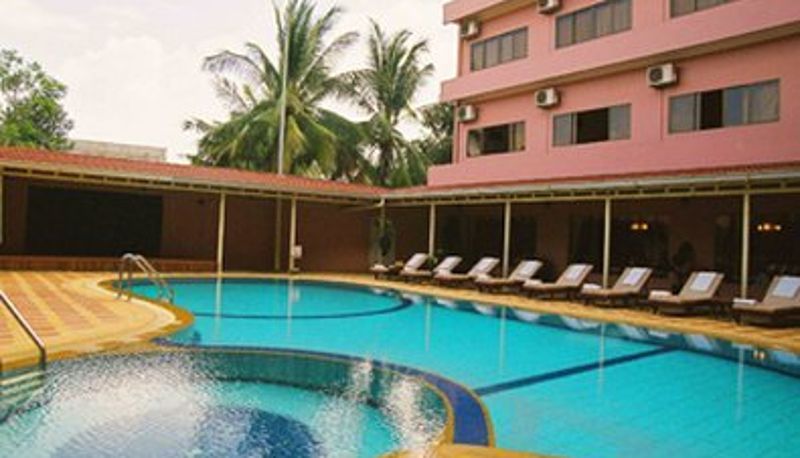 Pool - Salina Hotel