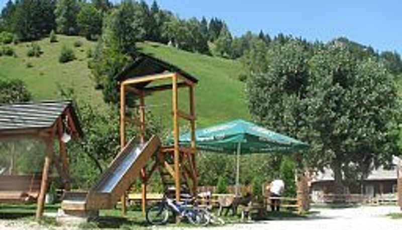 Información - Vila Cerbul
