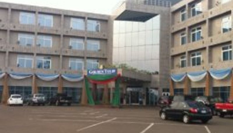 Außenansicht - Golden Royale ( ex Golden Tulip Enugu)