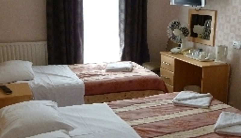 Habitación triple - OYO London 24 Sussex