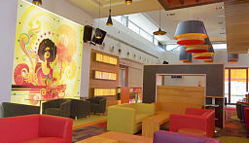 Ontbijtzaal - Queens University Elms Village