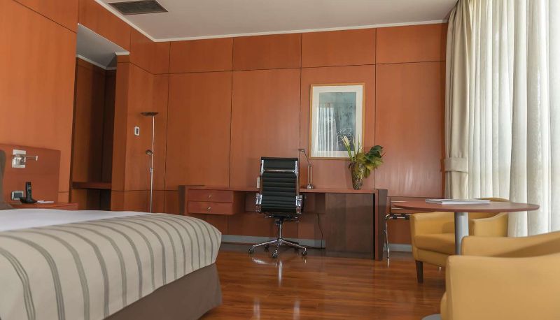 Suite - Radisson Ciudad Empresarial Santiago