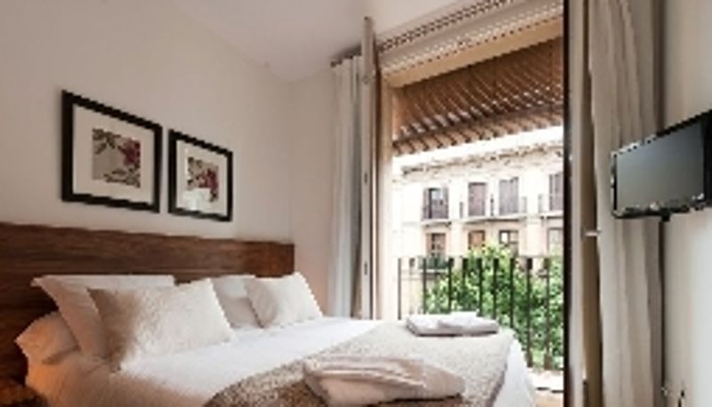 Zimmer - Weflating Eixample
