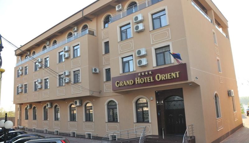 Hotel outdoor area - Grand Hotel Orient
