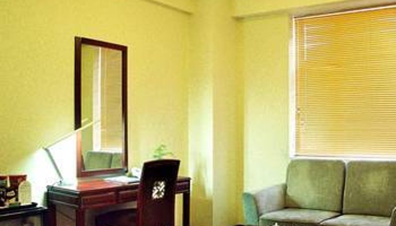 Room - Super 8 Hotel