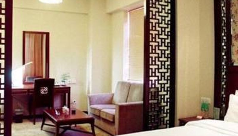 Room - Super 8 Hotel