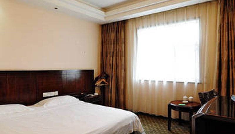 Camera - Jiujiang Futai 118 Hotel Rainbow