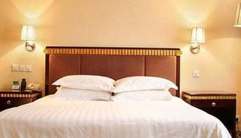 Room - Peony Hotel