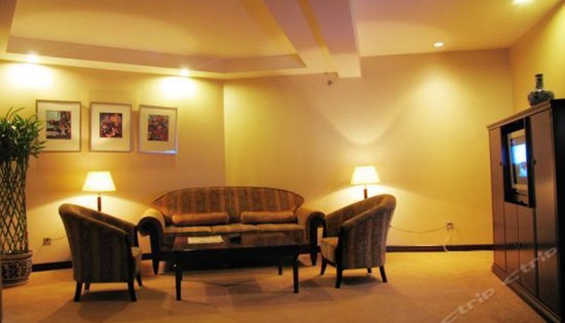 Suite - Guest House International Hotel