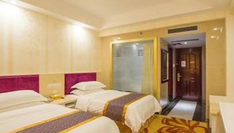 Camera - GUI LIN Crown prince Hotel