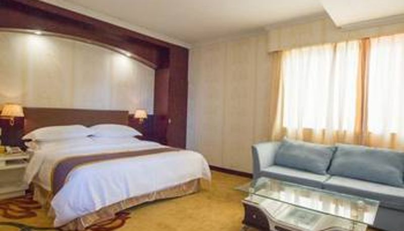 Camera - GUI LIN Crown prince Hotel