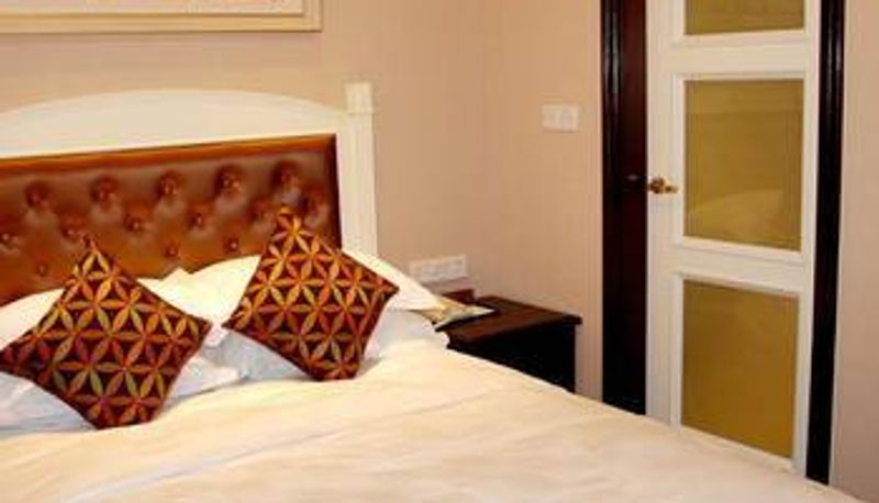 Room - Silver Star Hotel