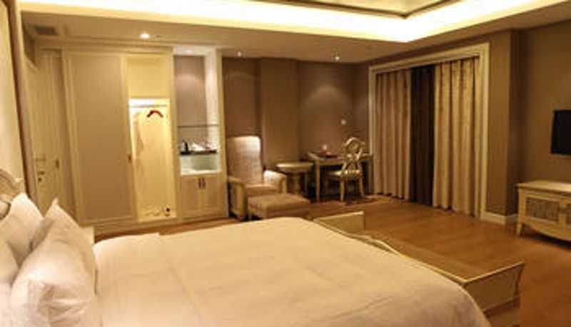 Zimmer - Yunnan Silver Lake Island Hotel At Lugu Lake