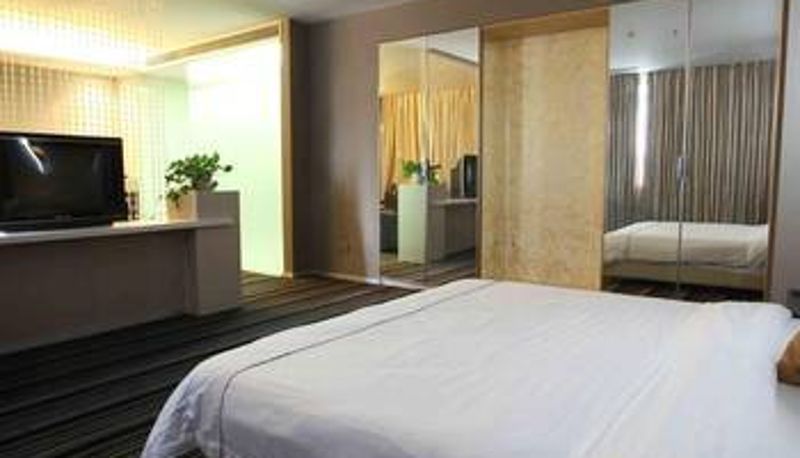 Chambre - King Home Hotel