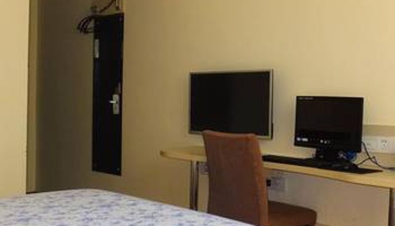 Camera - Motel 168