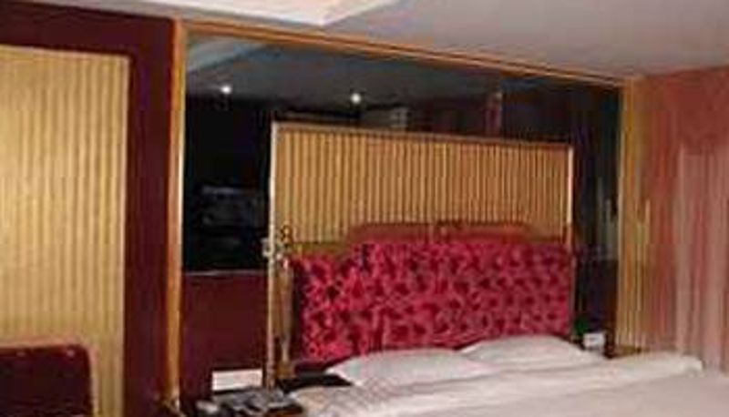 Zimmer - Mayday Business Hotel (Liwen Street Store)