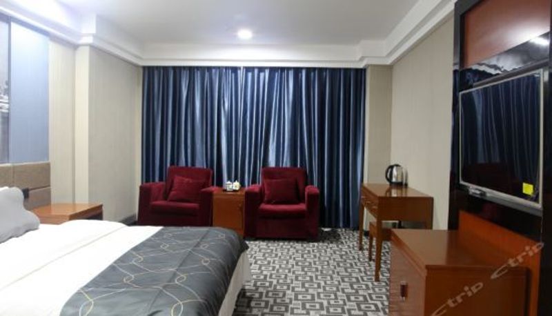 Camera business - Chonpines Hotel (Korla Jinxing)