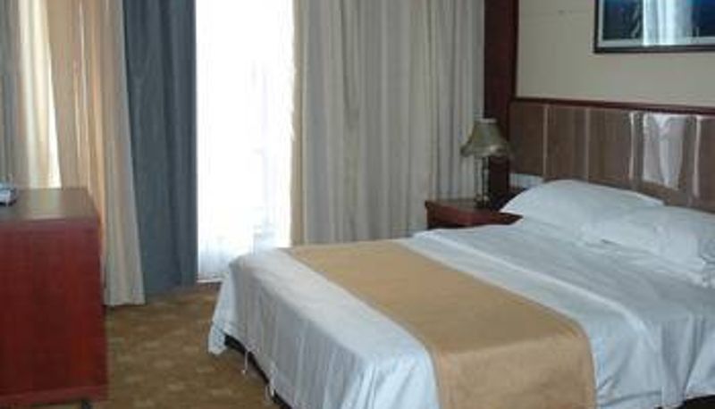 Camera - Chonpines Hotel (Korla Jinxing)