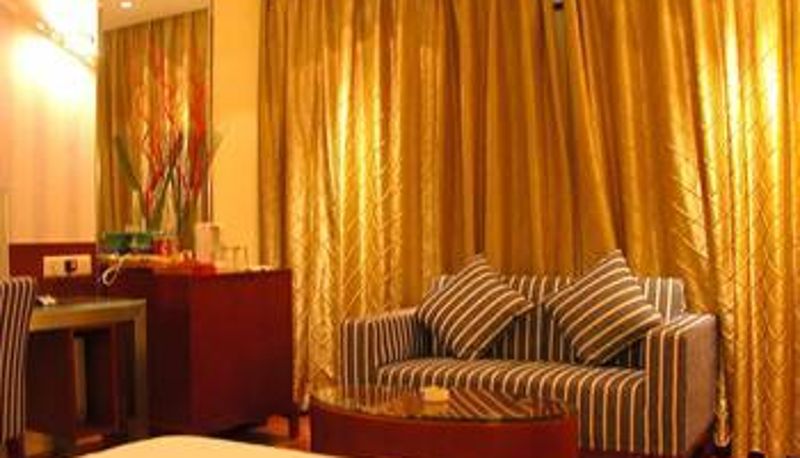 Zimmer - Parklane Hotel