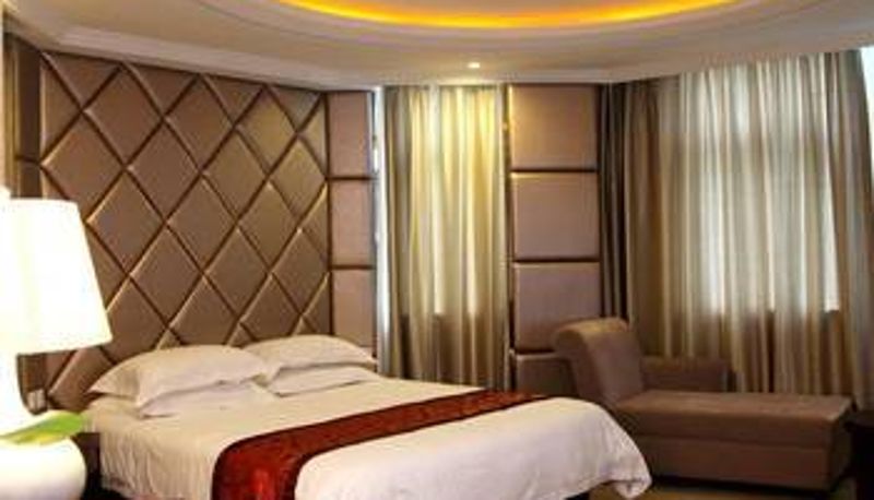 Room - DESIGN HOTEL