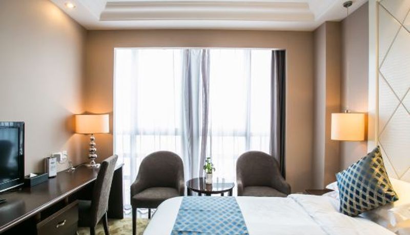 Habitación de categoría superior - GuoMao Hotel