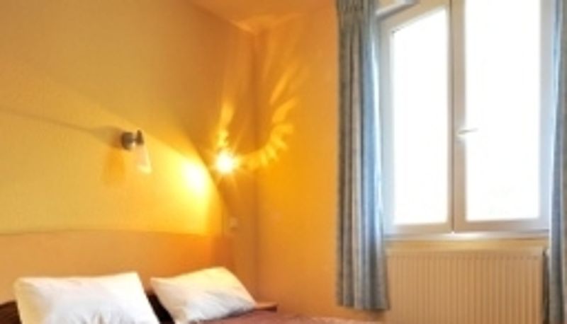 Camera standard - Hôtel & Résidence Avermes