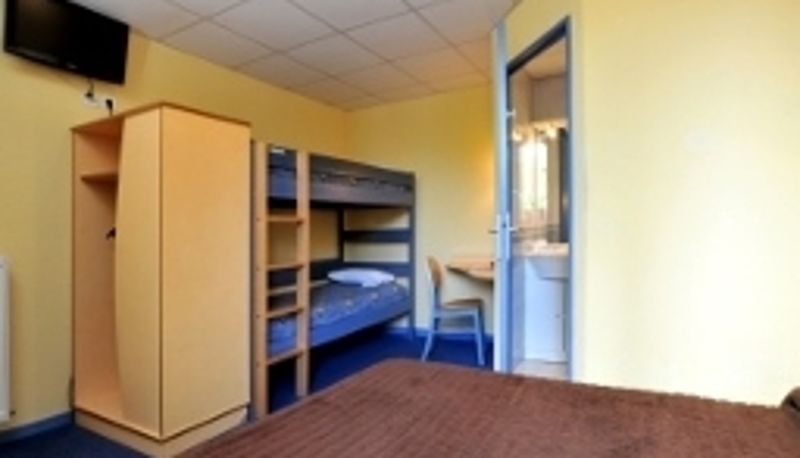 Quadrupla - Hôtel & Résidence Avermes