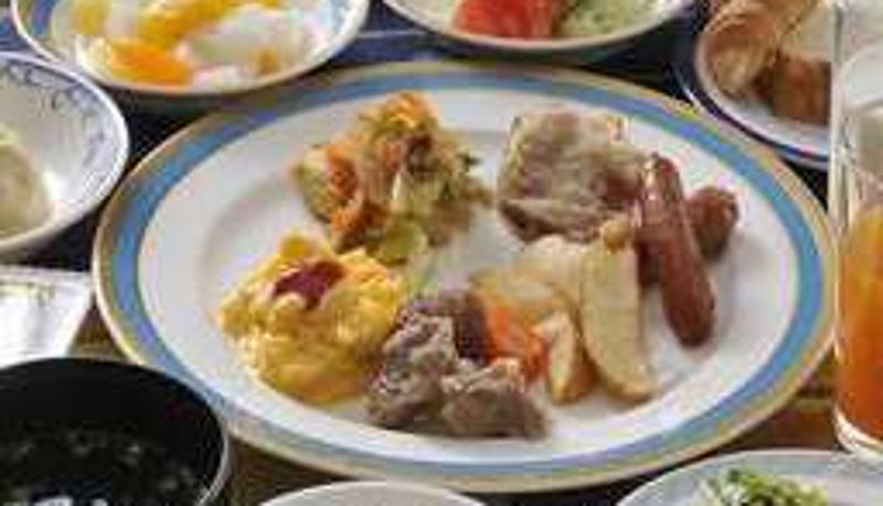 Frühstücksraum innerhalb des Restaurants - Hotel Granview Ishigaki