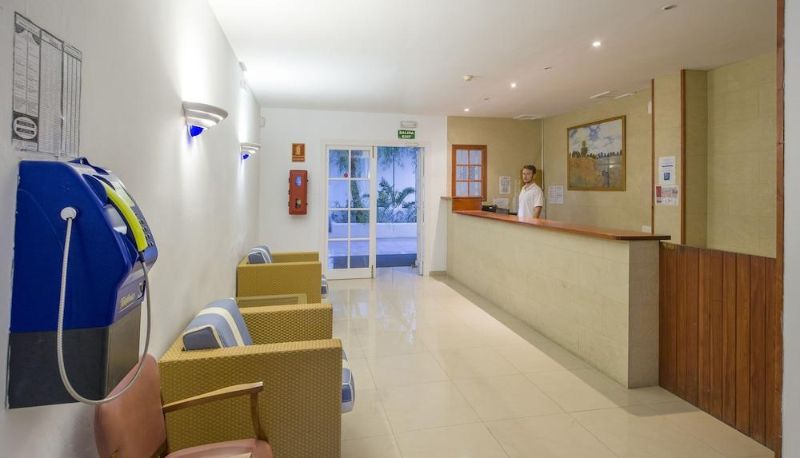 Reception - Apartamentos Solbay
