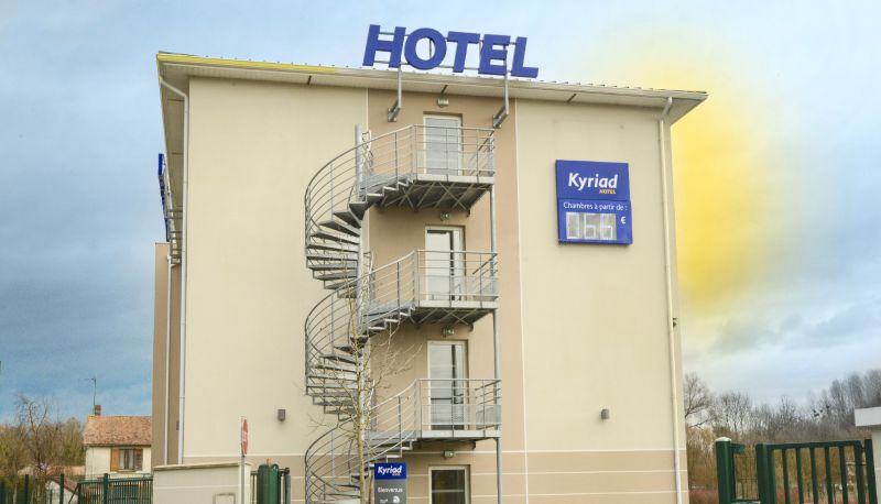 Zona exterior del hotel - Kyriad ROUEN SUD - Val de Reuil Val de Reuil