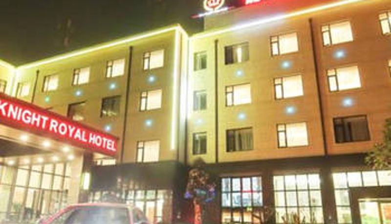 Widok na zewnątrz - Xinjue Royal Hotel