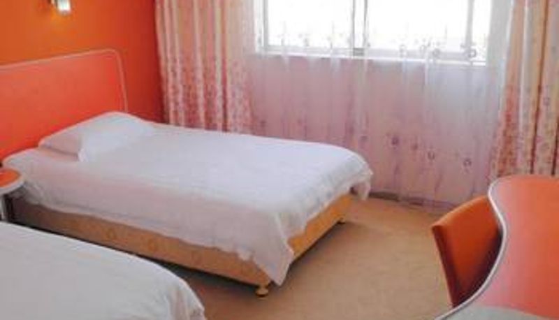 Chambre - Shanghai) Home Inn · Neo (North Bridge Subway Station Store in Minhang Development Zone