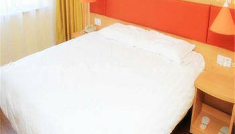 Room - Home Inn · Neo (Anshan Railway Station Store)