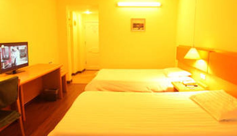 Room - Home Inn · Neo (Anshan Railway Station Store)